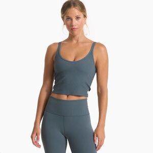 Vuori ribbed crop tank blue XS